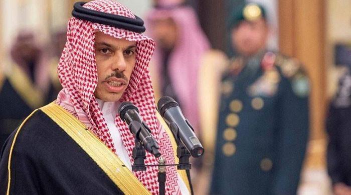 سعودی وزیر خارجہ کی ایران، پاکستان اور ترک وزرائے خارجہ سے الگ الگ ملاقاتیں